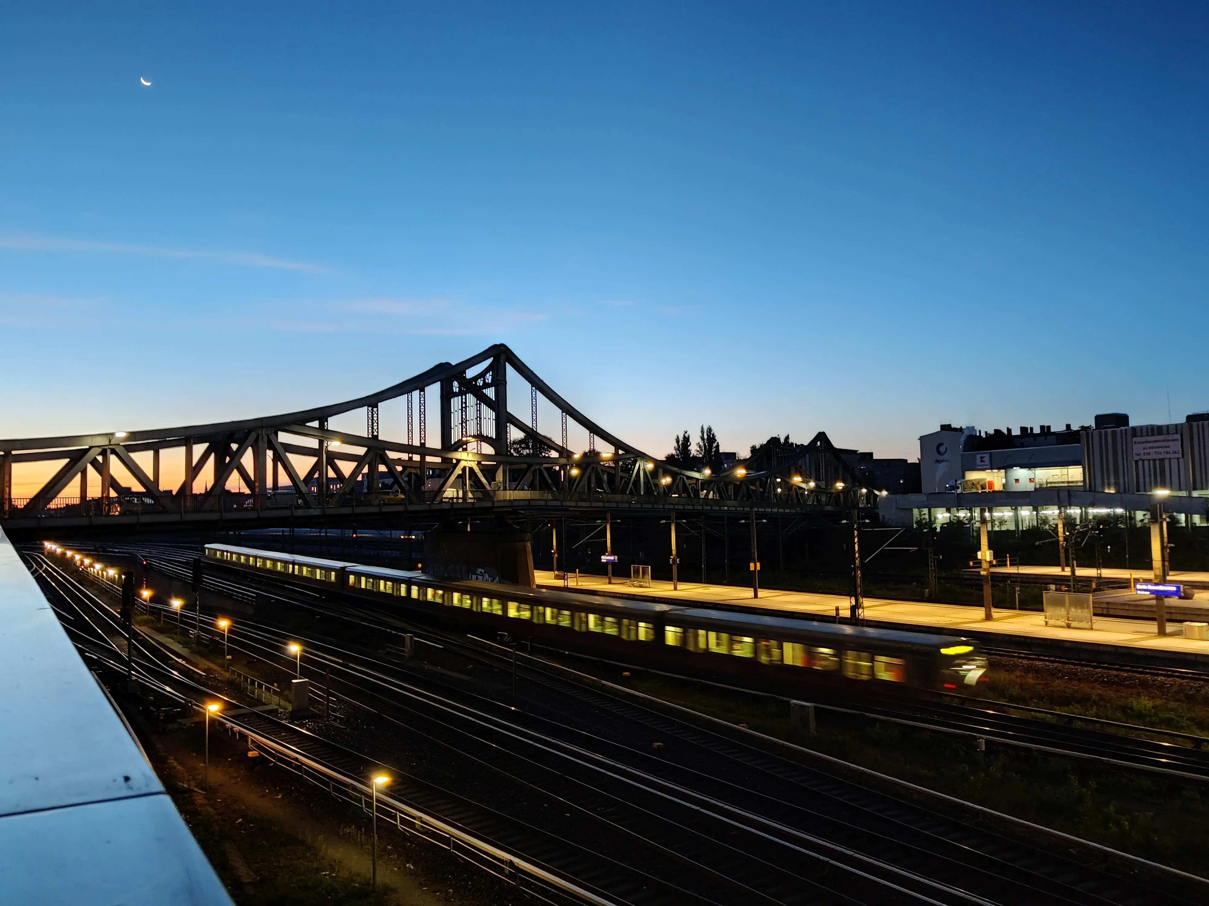 Bridge over railway tracks
